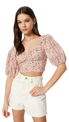 Produktbild von Trendyol Damen Strickbluse mit regulärer Standard-Standard-Kragen, quadratisch,