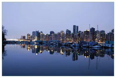 Produktbild von Wallario Küchenrückwand aus Glas, Größe: 90 x 60 cm, Motiv: Skyline von Vancouver | Spritzschutz | abwischbar | pflegeleicht | in
