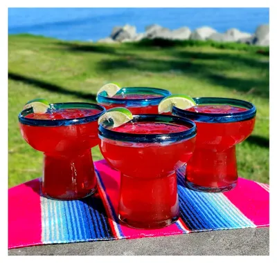 Produktbild von Mundgeblasenes Glas aus Mexiko – Set mit 4 stielosen Margarita-Gläsern (400 ml)