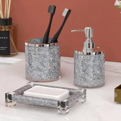 Image de Ensemble d'accessoires de salle de bain - porte-brosse à dents, porte-savon, coupelle à savon - 3 pièces - clair - verre et métal