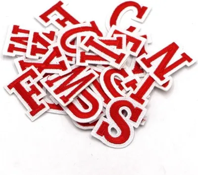 Produktbild von Alphabet-Buchstaben-Emblem zum Aufbügeln, Rot, Weiß