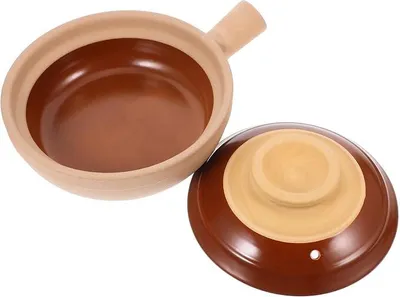 Imagen del producto de Olla de cerámica tradicional con tapa, ideal para cocinar sopas