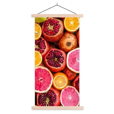 Produktbild von MuchoWow® Textilposter Orange - Granatapfel - Rot 60x120 cm mit holzfarbenen Rahmen - Holz