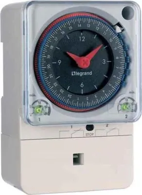 Image de LEGRAND Horloge mech 230VAC REG 2kan Wechsel 24h Prog