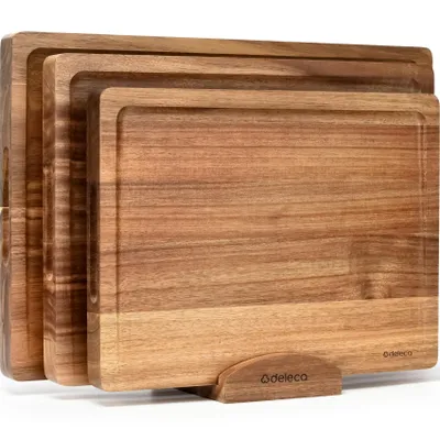 Produktbild von Deleca Schneidebrett Set 3‑teilig mit Halter - Akazienholz Küchenbrett 33/38/43 cm - Servierbrett & Tapasbrett Holz – Für Schneiden & Anrichten