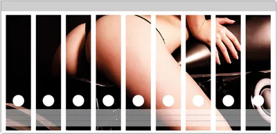 Produktbild von Wallario Ordnerrücken Sticker, selbstklebend für breite Ordner, 9 Stück, Motiv Sexy Frau auf Motorrad