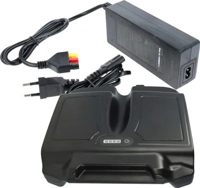 Produktbild von vhbw Akku kompatibel mit Powakaddy FW7s, FW7, Freeway Digital II, Freeway 2, FW5, FW3 Elektro-Trolley Caddy (31,2 Ah, 14,8 V, Li-Ion, inkl. Ladegerät)