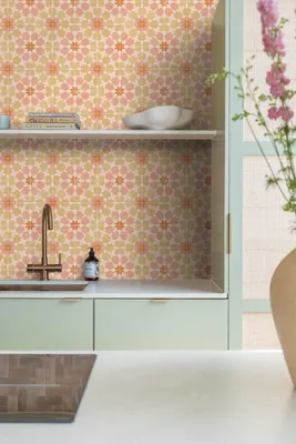 Productafbeelding van ESTAhome behang tegelmotief roze, oranje en groen 50 x 900 cm