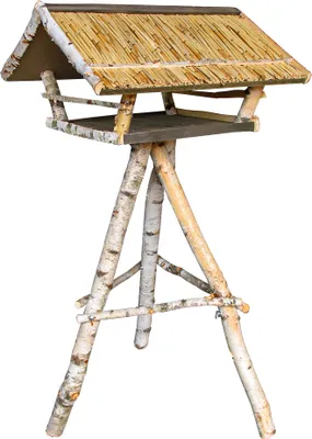 Produktbild von dobar Naturbelassenes XXL Vogelfutterhaus mit Schilfdach, Vogelhaus inkl. Ständer, 80 x 75 x 125 cm, Birke