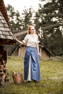 Produktbild von Mittelalter Rock Blau/Natur "Elise" XXL/XXXL