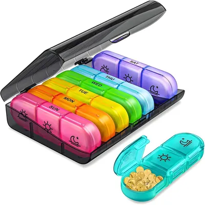 Productafbeelding van Tablettenbox voor 7 dagen, met 3 compartimenten en 21 vakjes. Medicijndoseerder, zwart, 15,7 x 11,8 x 4 cm