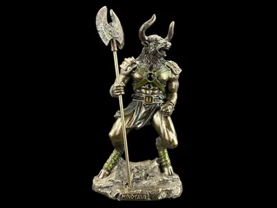 Obrázok produktu pre Minotaurus – Strážca labyrintu – Dekoratívna figúrka z bronzovej farby, ručne maľovaná, 9 cm × 7 cm × 17 cm, model WU78125A4