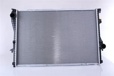 Produktbild von NISSENS 60603A Kühler Wasserkühler Motorkühler für BMW 5 Limousine (E39) 5 Touring (E39) 7 (E38)