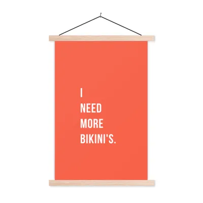 Produktbild von MuchoWow® Textilposter Ich brauche mehr Bikinis - Zitat - Orange 40x60 cm mit holzfarbenen Rahmen - Poster