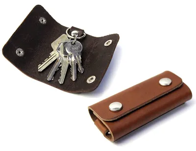 Produktbild von Omgoods – Handgefertigter Schlüsselanhänger aus Leder in Hellbraun