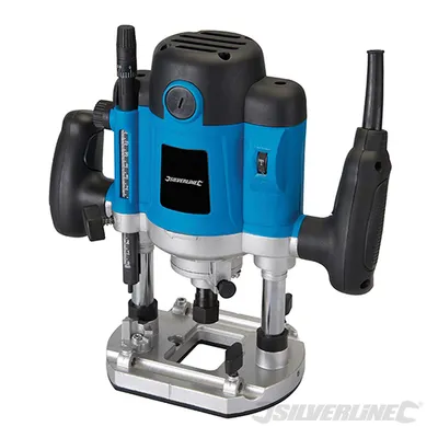 A Silverline router is shown against a white background.