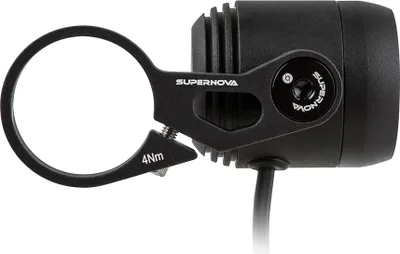 Produktbild von SUPERNOVA V521s Scheinwerfer für E-Bike, StVZO, inkl. Lenkerhalter neben Vorbau (31,8)