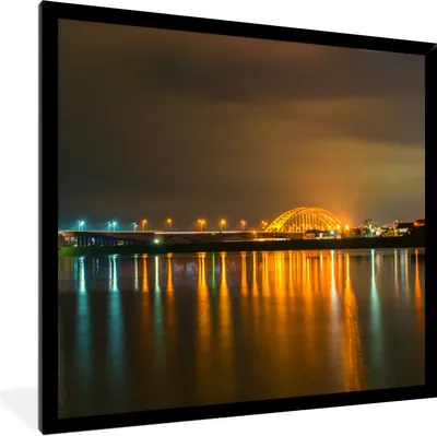 Produktbild von MuchoWow® Gerahmtes Poster Nijmegen - Licht - Wasser 40x40 cm - Poster mit Schwarzem Bilderrahmen Wandposter Rahmen Foto Bilder - Mit Rahmen - Wanddekoration Schlafzimmer