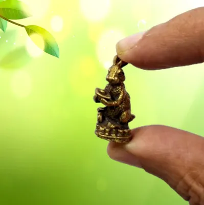 Messing-Miniatur Hase – Sammelfigur, 1,2 cm, gold