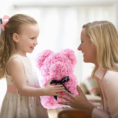 Produktbild von Geschenk zum Muttertag, Bär mit Rosen und Geschenkset