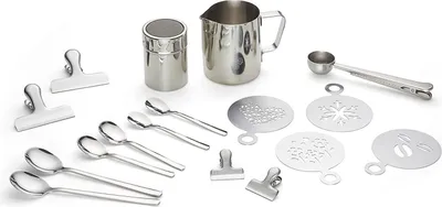 Produktbild von Echtwerk Kaffeezubehör-Set, 23-tlg, Milchschaumkännchen 600 ml, Kakaostreuer, 4x Espresso-, 4x Cappuccino-, 4x Latte Macchiato-Löffel, 4x Kaffeeclips, 4x Kaffeeschablonen, Kaffeemesslöffel, Silber