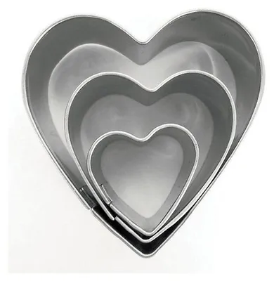 Immagine prodotto di 3 mini tagliabiscotti in acciaio inox - cuori