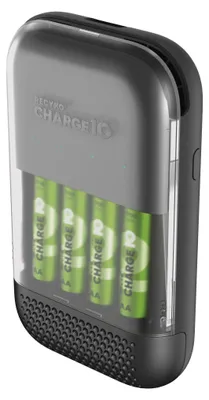 Ultra-rychlá nabíječka baterií GP Charge 10 S491 + 4× AA