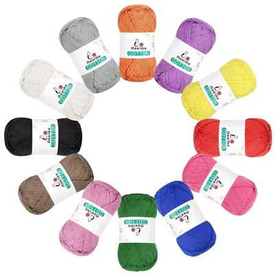 Immagine prodotto di Filato per uncinetto e maglia, composto da 4 fili, 100% cotone, estremamente morbido, colore scuro, confezione da 4 gomitoli da 50 grammi ciascuno