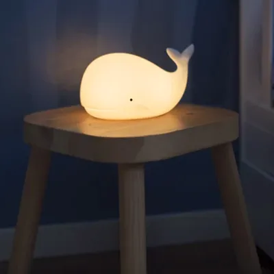 Produktbild von LED Nachtlicht Functional Whale Batterie Timer warmweiß und bunt 16cm