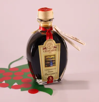 Immagine prodotto di Condimento Balsamico 'Dama 3' 250 ml. - Acetaia Leonardi