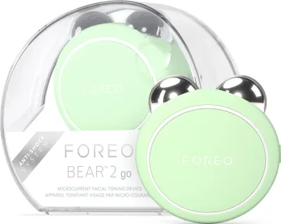 Produktbild von FOREO BEAR 2 go Reisefreundliches Mikrostrom-Gesichtsgerät – Kompaktes Pflege-Tool