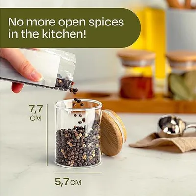 Immagine prodotto di Set in Vetroceramica con 6 barattoli da 120 ml - con ripiano e etichette - ermetico - lavabile in lavastoviglie - organizzazione della cucina - barattoli per spezie, erbe aromatiche e tè