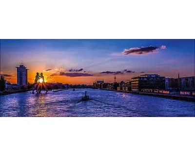 Produktbild von Glasbild Berlin Spree 80x30 cm