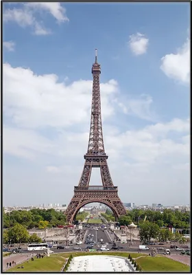 Produktbild von Wallario Wandbild Eiffelturm in Paris, Größe: 70,30 x 100,30 cm, Poster mit schwarzem Aluminiumrahmen