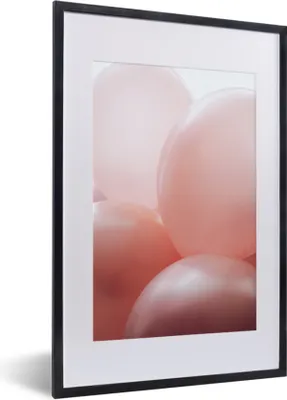 Produktbild von MuchoWow® Gerahmtes Poster Ballon - Rosa - Pastell 40x60 cm - Poster mit Schwarzem Bilderrahmen Wandposter Rahmen Foto Bilder - Poster in Rahmen
