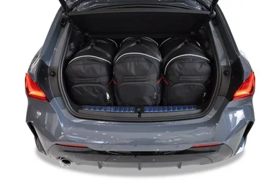 Obrázek produktu pro Sada cestovních tašek BMW 1 2019- (F40, hb)