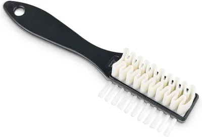 Imagen del producto de Cepillo para zapatos de ante con mango, parte de goma y cerdas, ideal para cuero nubuck y gamuza