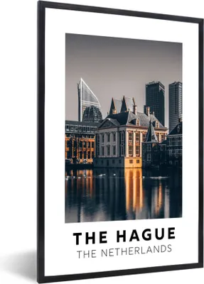 Produktbild von MuchoWow® Gerahmtes Poster Niederlande - Den Haag - Architektur - Wasser 40x60 cm - Poster mit Schwarzem Bilderrahmen Wandposter Rahmen Foto Bilder - Papierdruck - Wandbilder