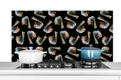 Obrázok produktu pre MuchoWow® Splashback Kuchyňa - Kuchynský backsplash - Ochrana steny pre sporák a drez Dievča s perlovou náušnicou - Vermeer - Vzory 120x60cm