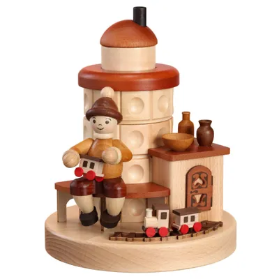 Obrázek produktu pro Figurka kuřáka u kuřáka s železnicí barevná ŠxVxH 17x21x17cm NOVINKA