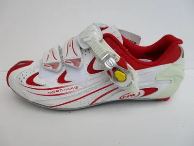 Produktbild von Northwave Rennrad-Schuhe Grösse 38 " Typhoon SBS " weiß169,95 Neu
