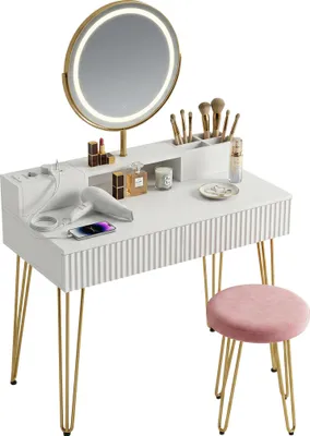 Produktbild von Relaxdays Schminktisch mit Hocker, Spiegel, Beleuchtung, Steckdosen, 2 Schubladen, HxBxT: 135 x 80 x 40 cm, weiß/gold