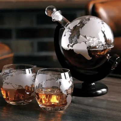 Obrázok produktu pre Malatec Darčeková sada Karafa na Whisky "Globus" + príslušenstvo