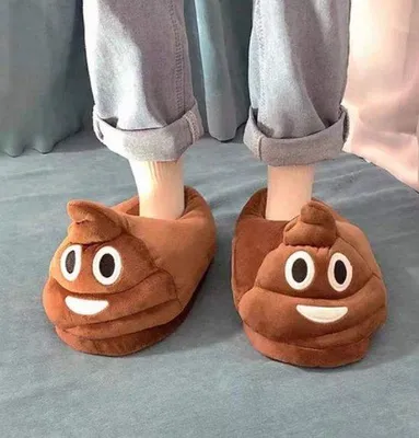 Produktbild von Famanu Plüsch Slipper Unisex - Warme, dicke Hausschuhe für Männer und Frauen - Größe 36-38 (26 cm)