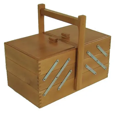 Immagine prodotto di Cassetta Portalavoro n.12 noce cm 34xh18/29,5x20 in legno di faggio italy