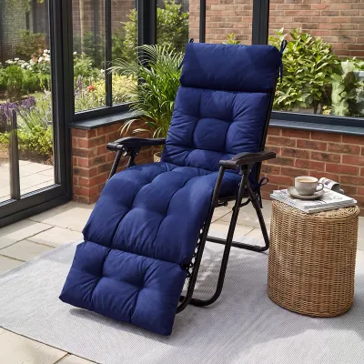 Produktbild von Livingandhome Komfortables Liegekissen für Outdoor – einfarbig, gesteppt, mit stabiler Stützfunktion