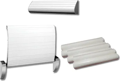 Set Wickeltisch mit Gurt und Papierrollenhalter und 6 Papierrollen von Dan Dryer