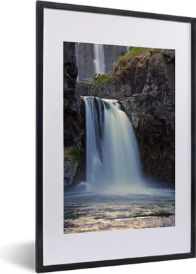 Produktbild von MuchoWow® Gerahmtes Poster Wasserfall - Wasser - Felsen 40x60 cm - Poster mit Schwarzem Bilderrahmen Wandposter Rahmen Foto Bilder - Poster in Rahmen