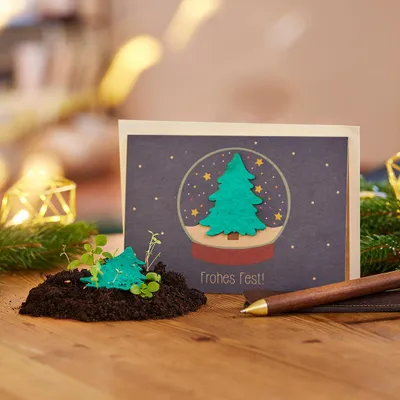 Produktbild von Weihnachtskarte Schneekugel mit Saatpapier nachhaltige Klappkarte DIN A6