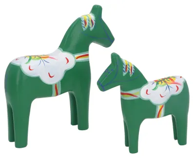 Obrázok produktu pre 1 pár drevených dekorácií "Dala Horse" – tradičná maľovaná soška koňa z oblasti Dalecarlia, ornament do domácnosti, ručná výroba, zelená, kód: 7203C 06